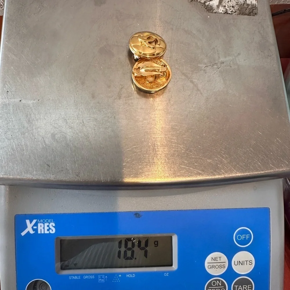 Authentic Chanel CC Gold Logo clip on earrings